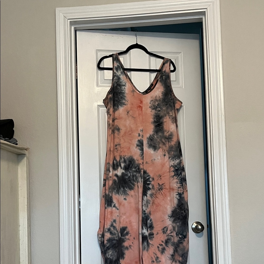 Tie-Dye Sleeveless jumpsuit